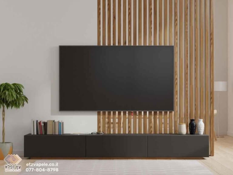 חיפוי עץ לקיר טלוויזיה